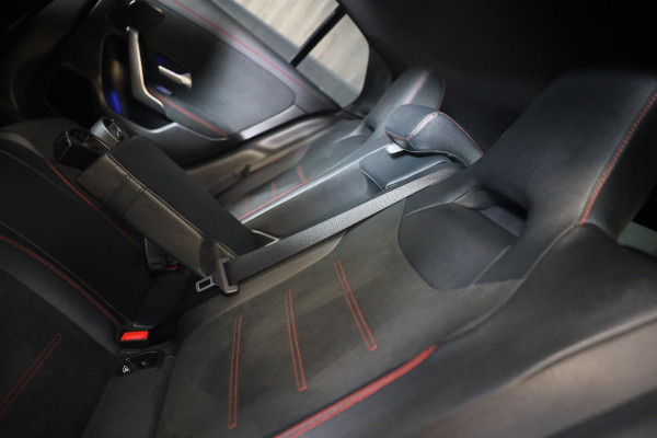 Mercedes-Benz CLA-Klasse Shooting Brake 250 e AMG 45 Look / Memory / Elek Stoelen / Acc / Head Up / 360 Camera / Pano / 20 Inch