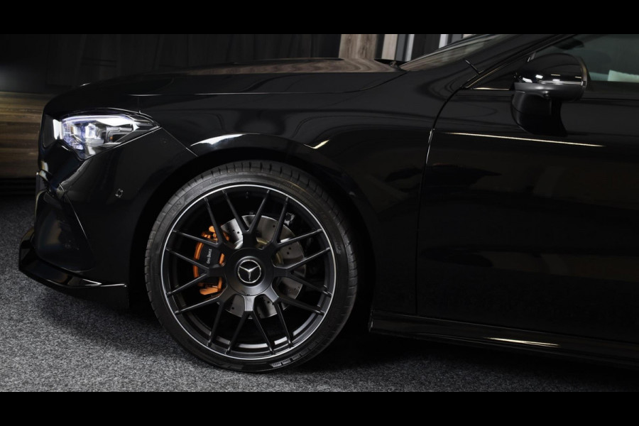 Mercedes-Benz CLA-Klasse Shooting Brake 250 e AMG 45 Look / Memory / Elek Stoelen / Acc / Head Up / 360 Camera / Pano / 20 Inch