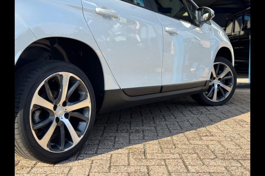 Peugeot 2008 1.2 PureTech Blue Lion 2018 NAVI CLIMA NAP!