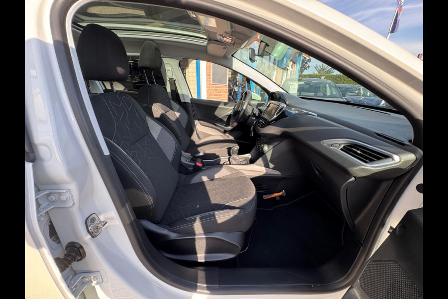 Peugeot 2008 1.2 PureTech Blue Lion 2018 NAVI CLIMA NAP!