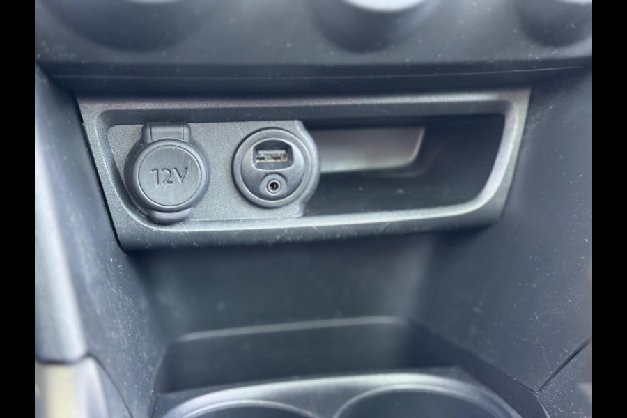 Peugeot 2008 1.2 PureTech Blue Lion 2018 NAVI CLIMA NAP!