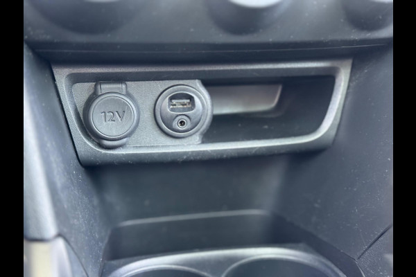 Peugeot 2008 1.2 PureTech Blue Lion 2018 NAVI CLIMA NAP!