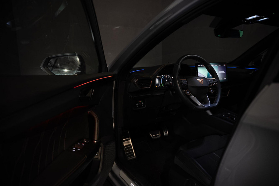 CUPRA Formentor 1.4 e-Hybrid VZ Performance | Panorama | 360 Camera | Trekhaak CUPRA Formentor 1.4 e-Hybrid VZ Performance | Panorama | 360 Camera | Trekhaak