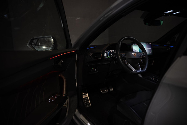 CUPRA Formentor 1.4 e-Hybrid VZ Performance | Panorama | 360 Camera | Trekhaak CUPRA Formentor 1.4 e-Hybrid VZ Performance | Panorama | 360 Camera | Trekhaak
