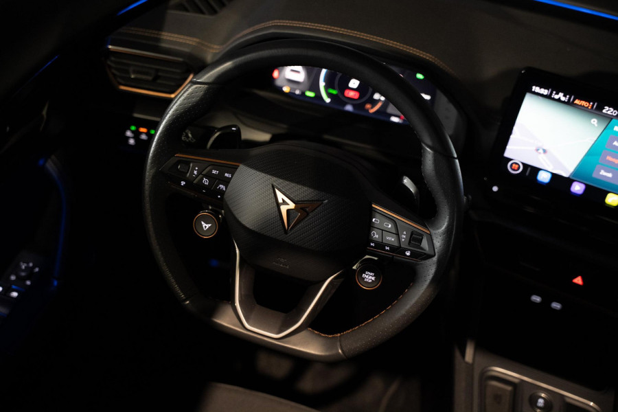 CUPRA Formentor 1.4 e-Hybrid VZ Performance | Panorama | 360 Camera | Trekhaak CUPRA Formentor 1.4 e-Hybrid VZ Performance | Panorama | 360 Camera | Trekhaak