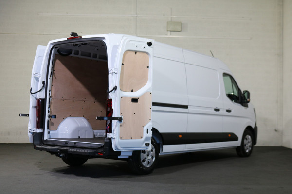 Renault Master E-Tech T35 L3H2 Extra long range 87 kWh Renault Master E-Tech T35 L3H2 Extra long range 87 kWh
