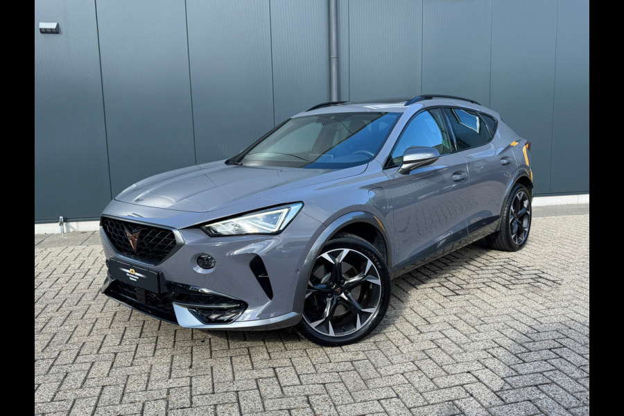 CUPRA Formentor 1.4 e-Hybrid 245pk VZ Performance * Panorama * Leder * Startknop * Camera * CUPRA Formentor 1.4 e-Hybrid 245pk VZ Performance * Panorama * Leder * Startknop * Camera *