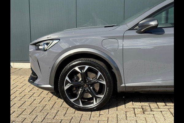 CUPRA Formentor 1.4 e-Hybrid 245pk VZ Performance * Panorama * Leder * Startknop * Camera * CUPRA Formentor 1.4 e-Hybrid 245pk VZ Performance * Panorama * Leder * Startknop * Camera *