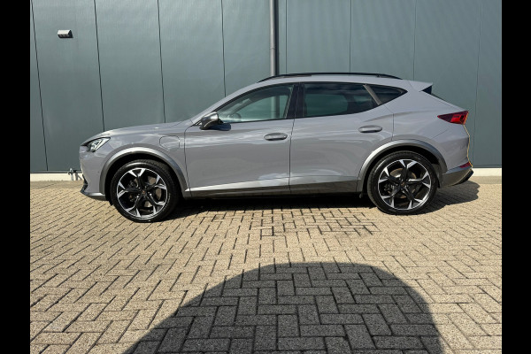CUPRA Formentor 1.4 e-Hybrid 245pk VZ Performance * Panorama * Leder * Startknop * Camera * CUPRA Formentor 1.4 e-Hybrid 245pk VZ Performance * Panorama * Leder * Startknop * Camera *
