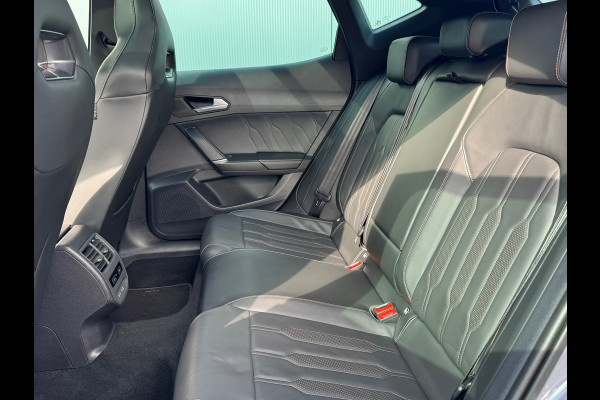 CUPRA Formentor 1.4 e-Hybrid 245pk VZ Performance * Panorama * Leder * Startknop * Camera * CUPRA Formentor 1.4 e-Hybrid 245pk VZ Performance * Panorama * Leder * Startknop * Camera *