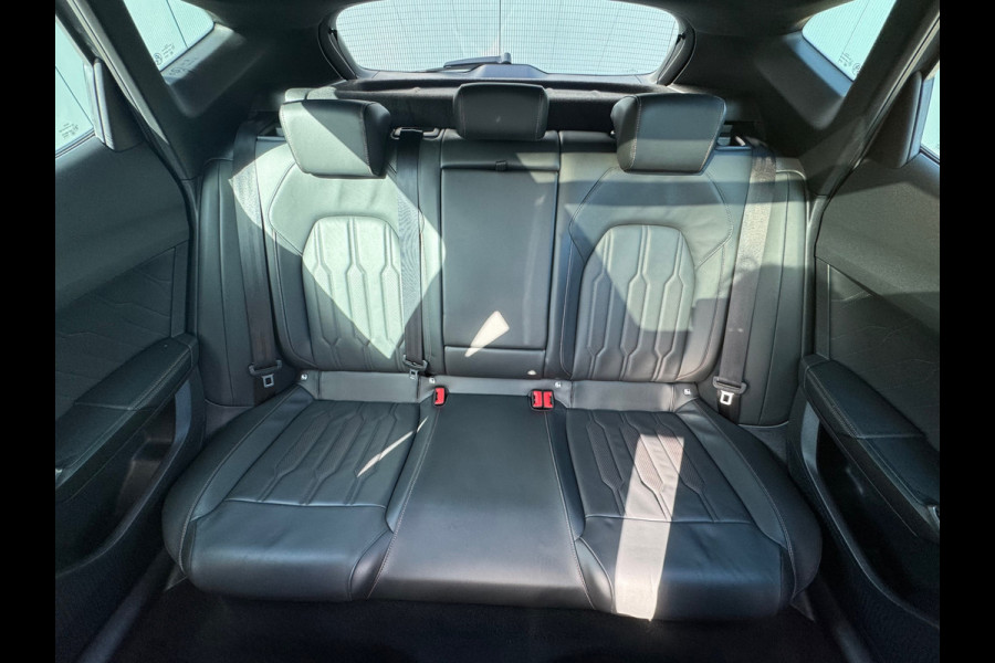 CUPRA Formentor 1.4 e-Hybrid 245pk VZ Performance * Panorama * Leder * Startknop * Camera * CUPRA Formentor 1.4 e-Hybrid 245pk VZ Performance * Panorama * Leder * Startknop * Camera *