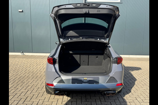 CUPRA Formentor 1.4 e-Hybrid 245pk VZ Performance * Panorama * Leder * Startknop * Camera * CUPRA Formentor 1.4 e-Hybrid 245pk VZ Performance * Panorama * Leder * Startknop * Camera *
