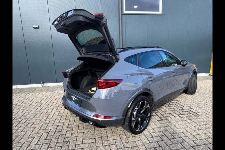 CUPRA Formentor 1.4 e-Hybrid 245pk VZ Performance * Panorama * Leder * Startknop * Camera * CUPRA Formentor 1.4 e-Hybrid 245pk VZ Performance * Panorama * Leder * Startknop * Camera *