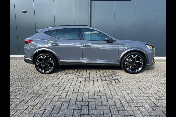 CUPRA Formentor 1.4 e-Hybrid 245pk VZ Performance * Panorama * Leder * Startknop * Camera * CUPRA Formentor 1.4 e-Hybrid 245pk VZ Performance * Panorama * Leder * Startknop * Camera *