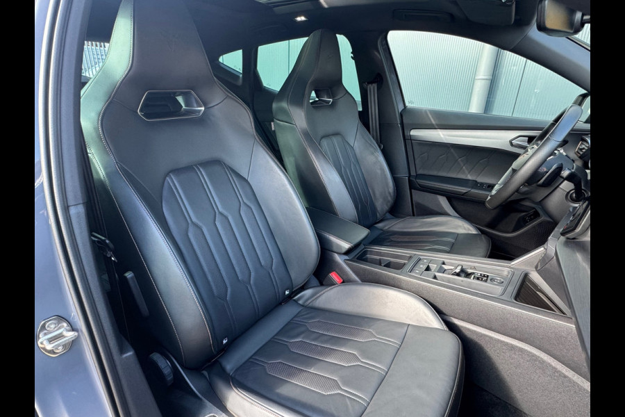 CUPRA Formentor 1.4 e-Hybrid 245pk VZ Performance * Panorama * Leder * Startknop * Camera * CUPRA Formentor 1.4 e-Hybrid 245pk VZ Performance * Panorama * Leder * Startknop * Camera *