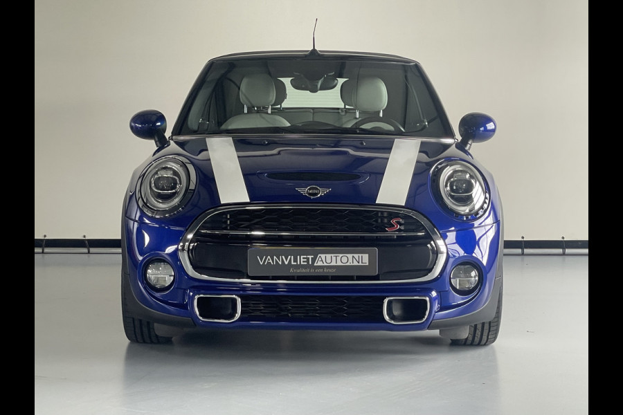 MINI Cabrio 2.0 Cooper S Chili 190 PK Automaat / Leder