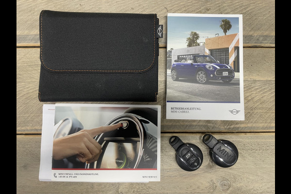 MINI Cabrio 2.0 Cooper S Chili 190 PK Automaat / Leder