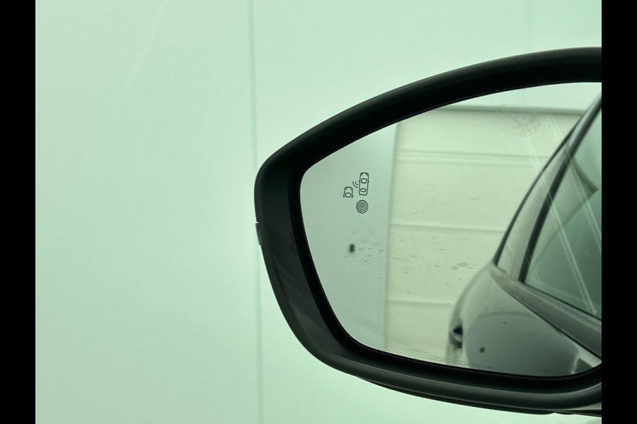 Peugeot 208 Peugeot 208 Hybrid 100pk Automaat Allure | Navigatie | Apple Carplay/Android Auto | Airco | Parkeer sensoren | Cruise Control | Led | Lichtmetalen Velgen