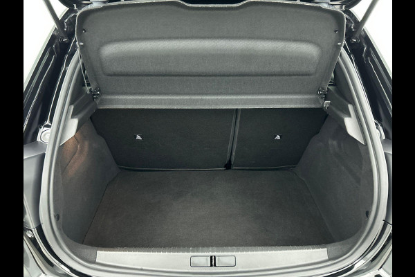 Peugeot 208 Peugeot 208 Hybrid 100pk Automaat Allure | Navigatie | Apple Carplay/Android Auto | Airco | Parkeer sensoren | Cruise Control | Led | Lichtmetalen Velgen