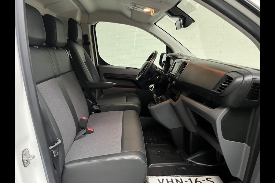 Opel Vivaro 1.5 CDTI 120pk euro6 L1H1 Innovation 3Persoons, Airco, Half-Leder, Navigatie, Trekhaak, Sidebars, RIJKLAARPRIJS! Opel Vivaro 1.5 CDTI 120pk euro6 L1H1 Innovation 3Persoons, Airco, Half-Leder, Navigatie, Trekhaak, Sidebars, RIJKLAARPRIJS!