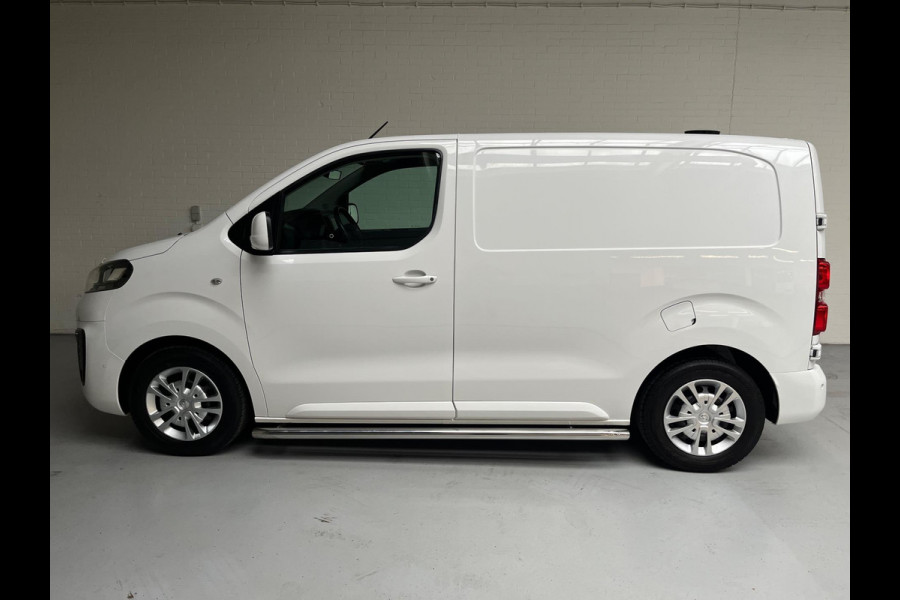 Opel Vivaro 1.5 CDTI 120pk euro6 L1H1 Innovation 3Persoons, Airco, Half-Leder, Navigatie, Trekhaak, Sidebars, RIJKLAARPRIJS! Opel Vivaro 1.5 CDTI 120pk euro6 L1H1 Innovation 3Persoons, Airco, Half-Leder, Navigatie, Trekhaak, Sidebars, RIJKLAARPRIJS!