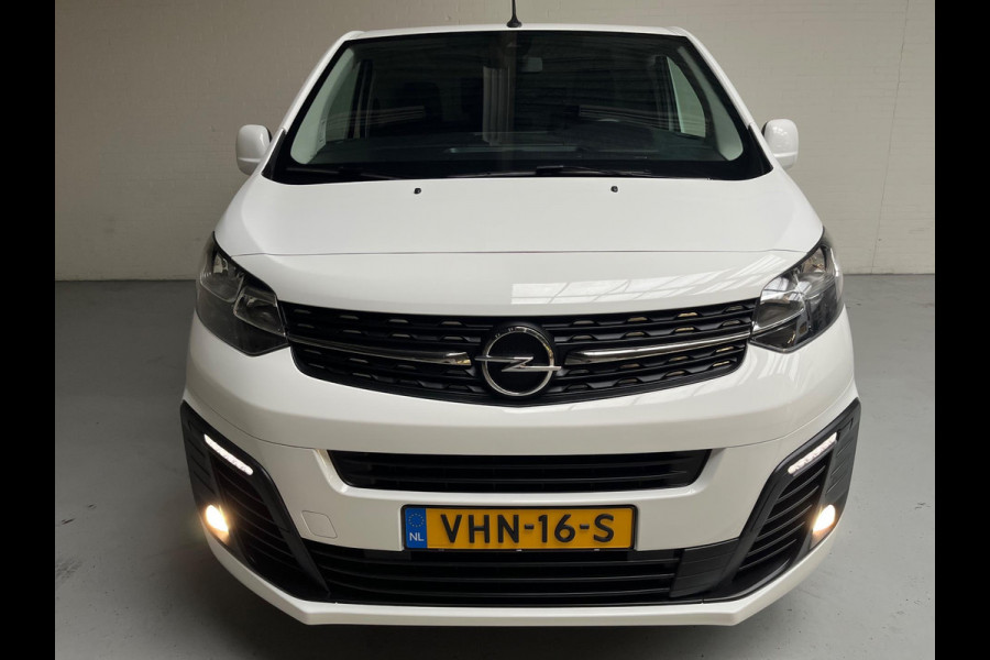 Opel Vivaro 1.5 CDTI 120pk euro6 L1H1 Innovation 3Persoons, Airco, Half-Leder, Navigatie, Trekhaak, Sidebars, RIJKLAARPRIJS! Opel Vivaro 1.5 CDTI 120pk euro6 L1H1 Innovation 3Persoons, Airco, Half-Leder, Navigatie, Trekhaak, Sidebars, RIJKLAARPRIJS!