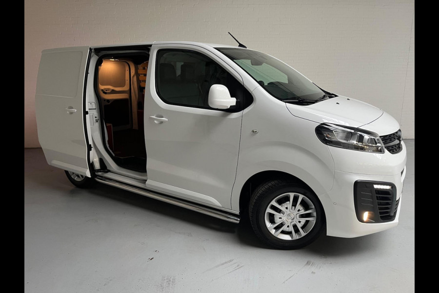 Opel Vivaro 1.5 CDTI 120pk euro6 L1H1 Innovation 3Persoons, Airco, Half-Leder, Navigatie, Trekhaak, Sidebars, RIJKLAARPRIJS! Opel Vivaro 1.5 CDTI 120pk euro6 L1H1 Innovation 3Persoons, Airco, Half-Leder, Navigatie, Trekhaak, Sidebars, RIJKLAARPRIJS!