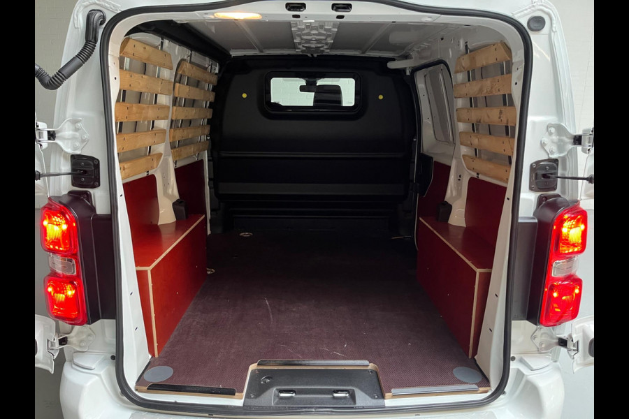 Opel Vivaro 1.5 CDTI 120pk euro6 L1H1 Innovation 3Persoons, Airco, Half-Leder, Navigatie, Trekhaak, Sidebars, RIJKLAARPRIJS! Opel Vivaro 1.5 CDTI 120pk euro6 L1H1 Innovation 3Persoons, Airco, Half-Leder, Navigatie, Trekhaak, Sidebars, RIJKLAARPRIJS!