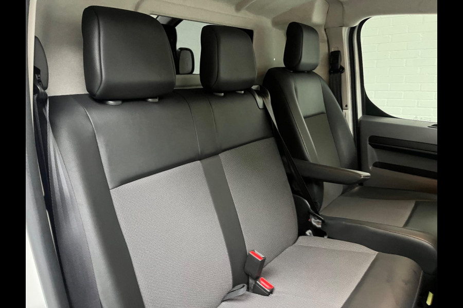 Opel Vivaro 1.5 CDTI 120pk euro6 L1H1 Innovation 3Persoons, Airco, Half-Leder, Navigatie, Trekhaak, Sidebars, RIJKLAARPRIJS! Opel Vivaro 1.5 CDTI 120pk euro6 L1H1 Innovation 3Persoons, Airco, Half-Leder, Navigatie, Trekhaak, Sidebars, RIJKLAARPRIJS!