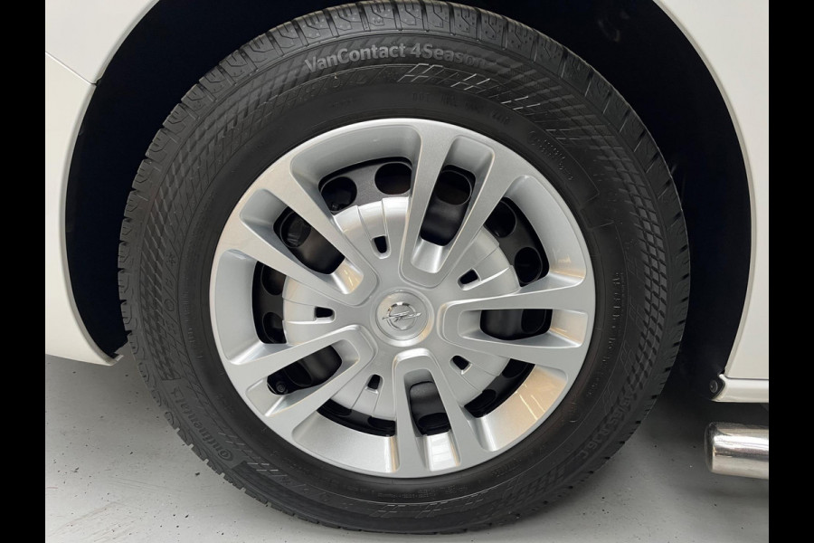 Opel Vivaro 1.5 CDTI 120pk euro6 L1H1 Innovation 3Persoons, Airco, Half-Leder, Navigatie, Trekhaak, Sidebars, RIJKLAARPRIJS! Opel Vivaro 1.5 CDTI 120pk euro6 L1H1 Innovation 3Persoons, Airco, Half-Leder, Navigatie, Trekhaak, Sidebars, RIJKLAARPRIJS!
