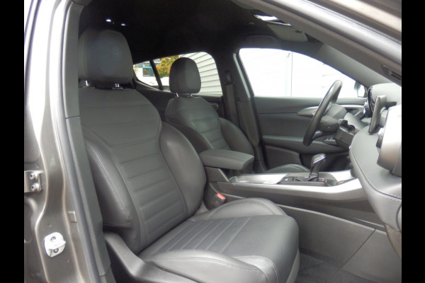 Alfa Romeo Tonale 1.5T Hybrid 160PK | TI- Uitvoering | Leder- Pakket |
