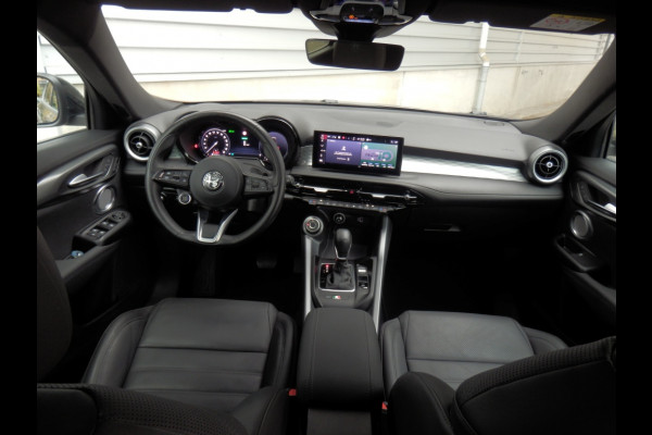 Alfa Romeo Tonale 1.5T Hybrid 160PK | TI- Uitvoering | Leder- Pakket |