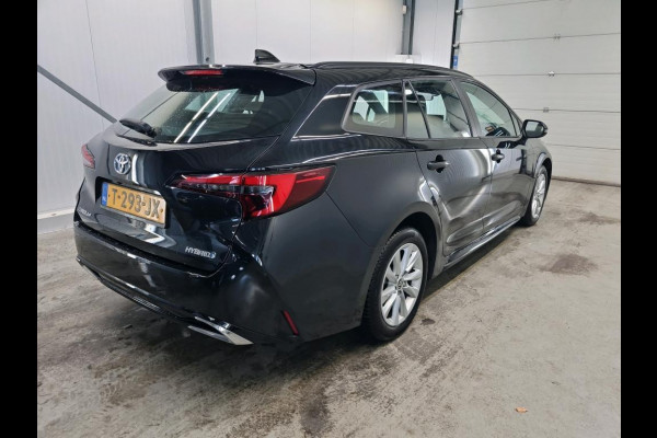 Toyota Corolla Touring Sports 1.8 Hybrid Active Auto. Navigatie Apple Carplay/Android Auto Camera Adaptive Cruise Control Virtual Cockpit Climate Control Lichtmetalen velgen Toyota Corolla Touring Sports 1.8 Hybrid Active Auto. Navigatie Apple Carplay/Android Auto Camera Adaptive Cruise Control Virtual Cockpit Climate Control Lichtmetalen velgen