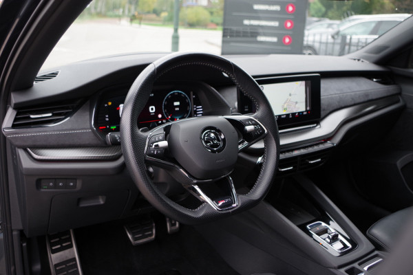 Škoda Octavia Combi 1.4 TSI RS 245 PK iV PHEV BNS, LED, Keyless, Adap. Cruise Control, Carplay, Head-Up, Camera