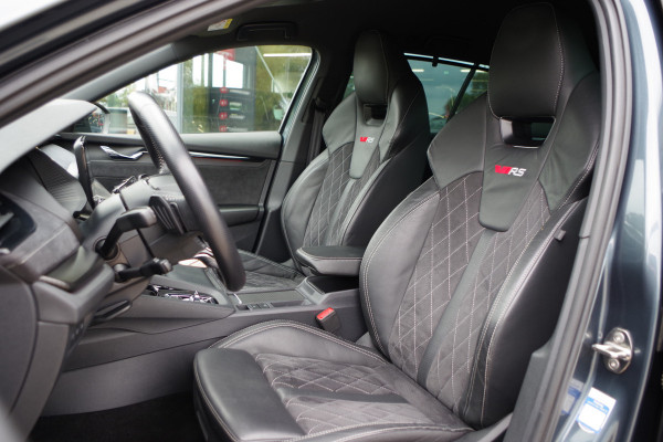 Škoda Octavia Combi 1.4 TSI RS 245 PK iV PHEV BNS, LED, Keyless, Adap. Cruise Control, Carplay, Head-Up, Camera