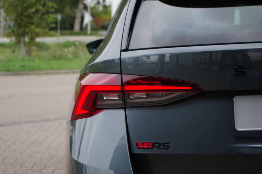 Škoda Octavia Combi 1.4 TSI RS 245 PK iV PHEV BNS, LED, Keyless, Adap. Cruise Control, Carplay, Head-Up, Camera