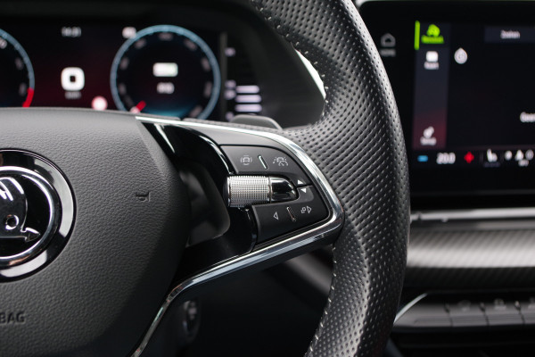 Škoda Octavia Combi 1.4 TSI RS 245 PK iV PHEV BNS, LED, Keyless, Adap. Cruise Control, Carplay, Head-Up, Camera