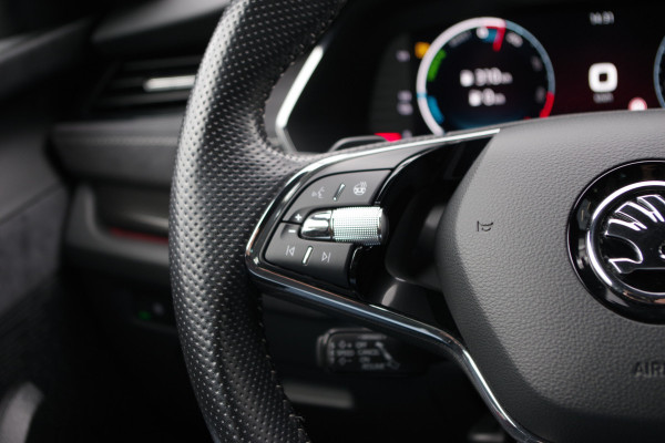 Škoda Octavia Combi 1.4 TSI RS 245 PK iV PHEV BNS, LED, Keyless, Adap. Cruise Control, Carplay, Head-Up, Camera