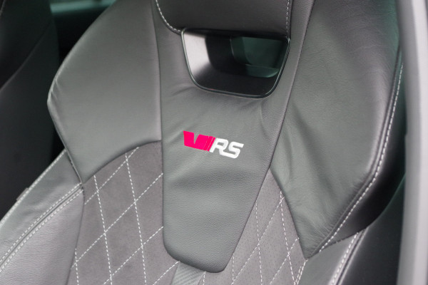 Škoda Octavia Combi 1.4 TSI RS 245 PK iV PHEV BNS, LED, Keyless, Adap. Cruise Control, Carplay, Head-Up, Camera