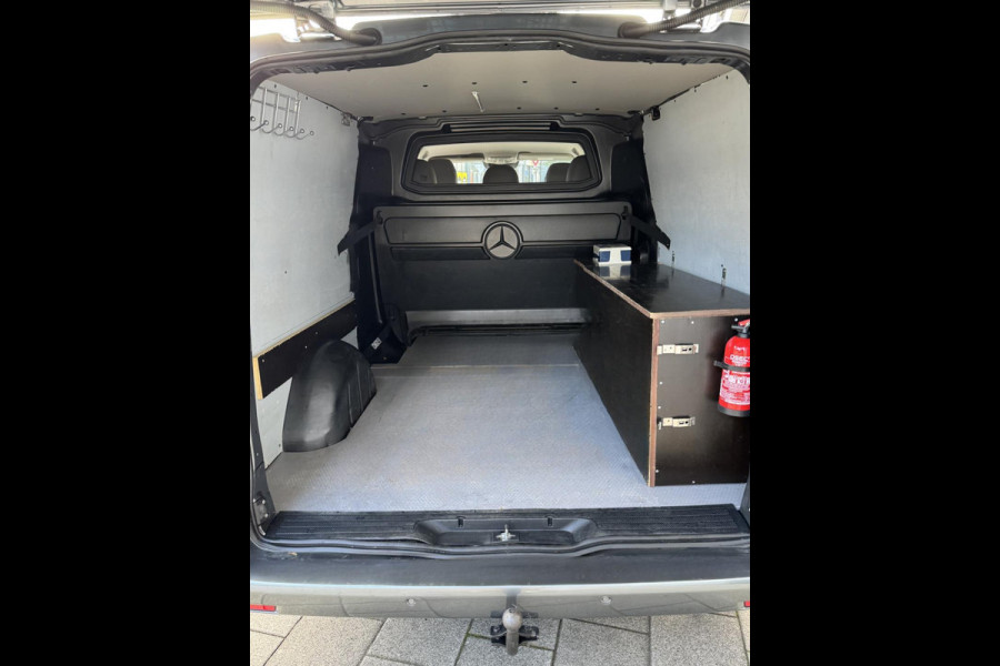 Mercedes-Benz Vito 119 CDI Extra Lang DC - Automaat I Navigatie I Leer I Airco I 19 inch Sport velgen I Comfort pakket I Trekhaak