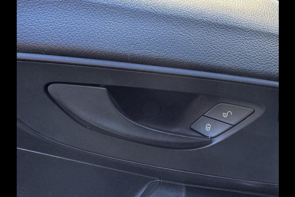 Mercedes-Benz Vito 119 CDI Extra Lang DC - Automaat I Navigatie I Leer I Airco I 19 inch Sport velgen I Comfort pakket I Trekhaak