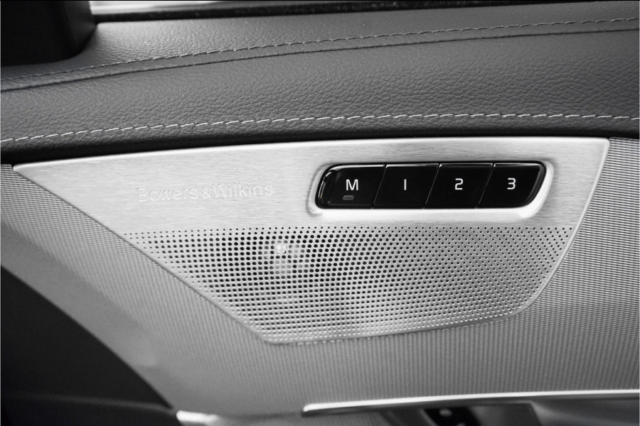 Volvo XC90 2.0 T8 Recharge AWD Ultra Dark 7P Luchtv HUD B&W 360° Elek Trekhaak