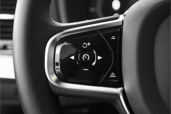 Volvo XC90 2.0 T8 Recharge AWD Ultra Dark 7P Luchtv HUD B&W 360° Elek Trekhaak