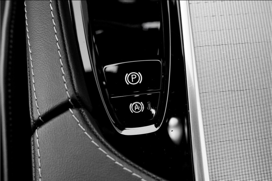 Volvo XC90 2.0 T8 Recharge AWD Ultra Dark 7P Luchtv HUD B&W 360° Elek Trekhaak