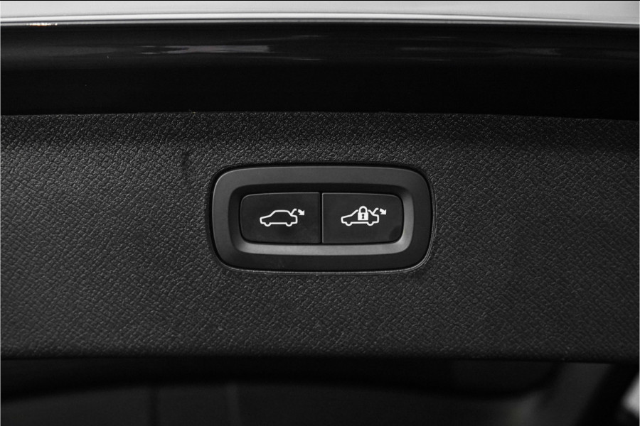 Volvo XC90 2.0 T8 Recharge AWD Ultra Dark 7P Luchtv HUD B&W 360° Elek Trekhaak