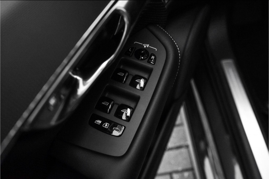Volvo XC90 2.0 T8 Recharge AWD Ultra Dark 7P Luchtv HUD B&W 360° Elek Trekhaak