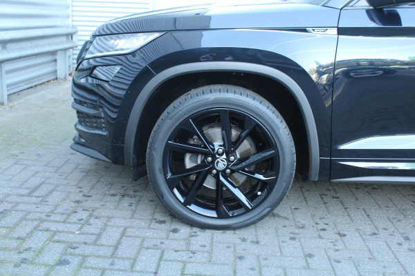 Škoda Kodiaq 1.5 TSI 150pk Sportline Business 7p. DSG7 NL-Auto NAP Panoramadak Clima Cruise Navi Camera Canton LMV Stoelverwarming Trekhaak 1800kg