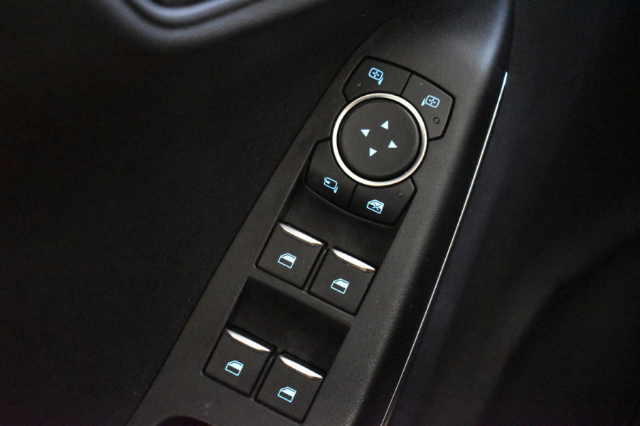 Ford Puma 125PK ECOBOOST HYBRID TITANIUM CARPLAY/LMV/MASSAGE Ford Puma 125PK ECOBOOST HYBRID TITANIUM CARPLAY/LMV/MASSAGE