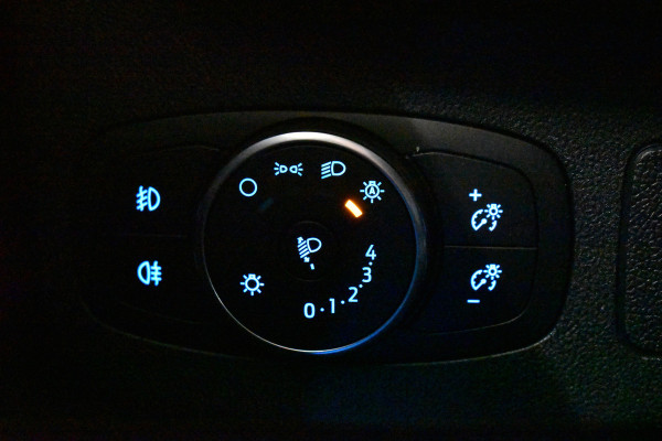 Ford Puma 125PK ECOBOOST HYBRID TITANIUM CARPLAY/LMV/MASSAGE Ford Puma 125PK ECOBOOST HYBRID TITANIUM CARPLAY/LMV/MASSAGE