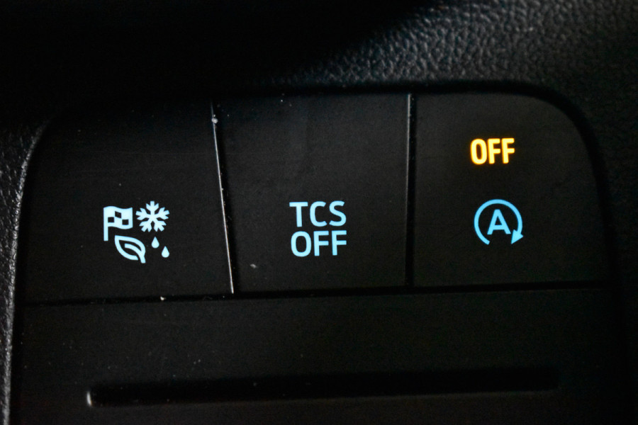 Ford Puma 125PK ECOBOOST HYBRID TITANIUM CARPLAY/LMV/MASSAGE Ford Puma 125PK ECOBOOST HYBRID TITANIUM CARPLAY/LMV/MASSAGE